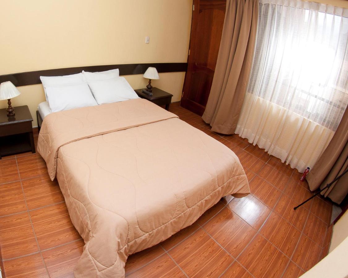 Yucay Plaza Inn Buitenkant foto