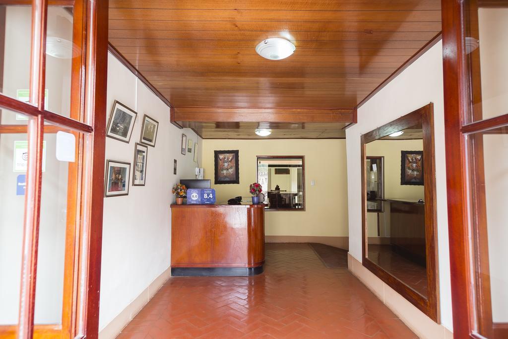 Yucay Plaza Inn Buitenkant foto