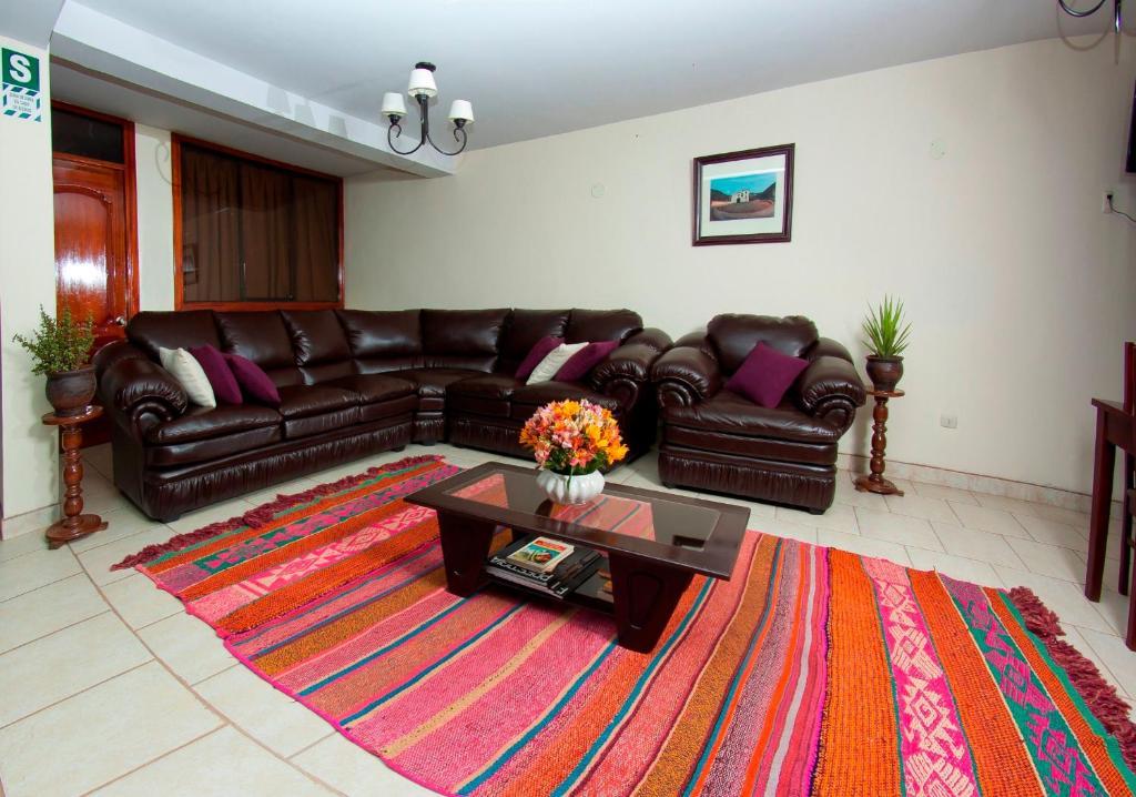 Yucay Plaza Inn Buitenkant foto